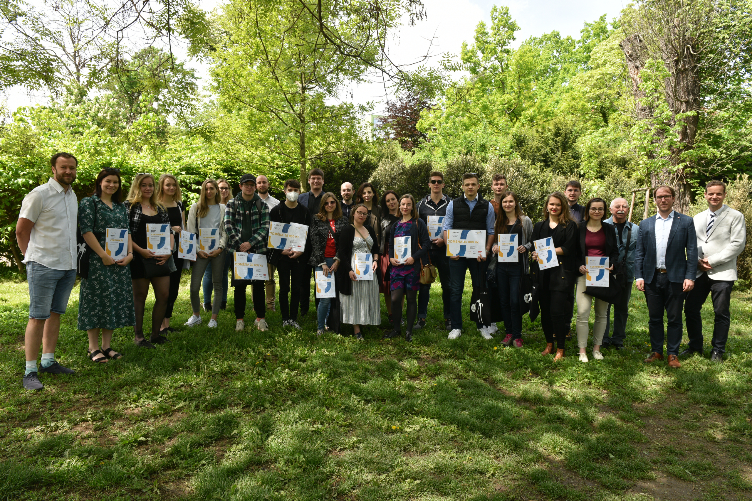 Meziuniverzitní studentská soutěž MUNISS